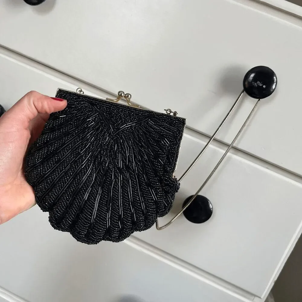 VTG Magid Black Beaded Seashell Clutch Art Deco Gothic Glam Kisslock